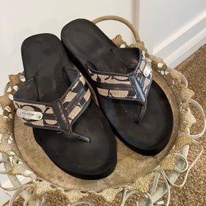 Coach flip flops (has flaws)